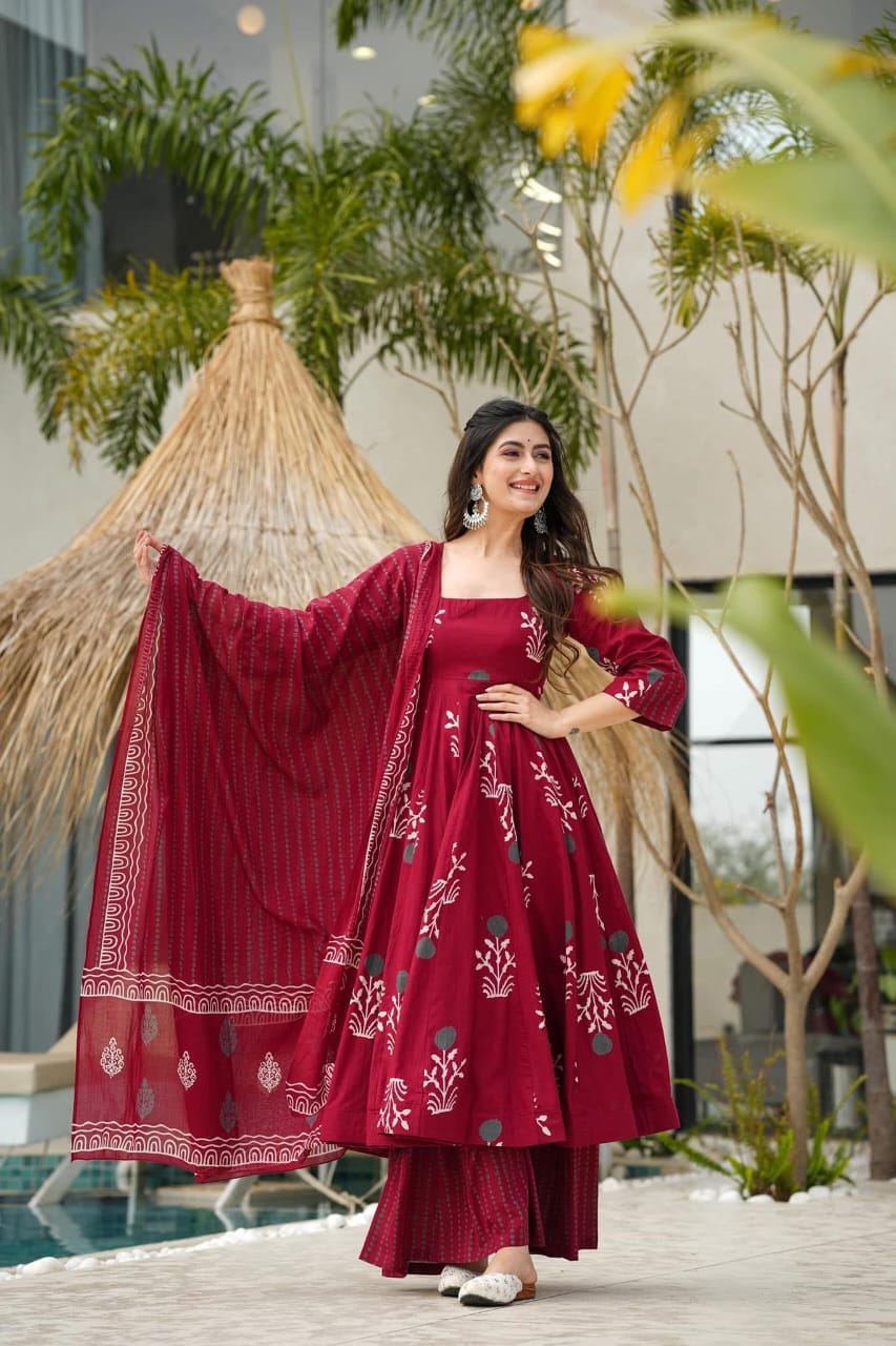 Red Pure Cotton Anarkali Kurta Set for Women