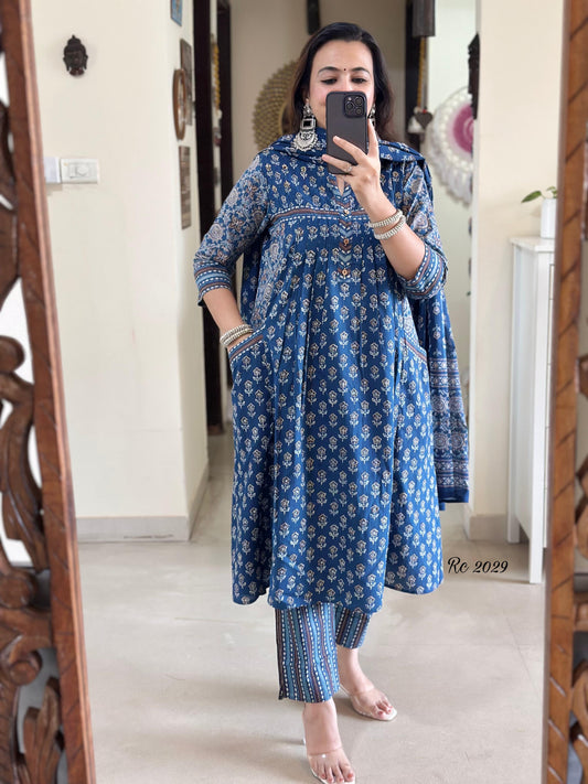 Light Blue Anarkali Kurta Set With Dupatta Set For Women