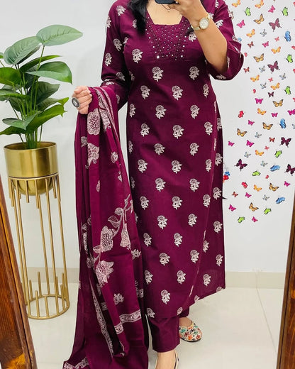 Maroon Designer V-Neck Block Pattern Kurti Pant & Dupatta Set