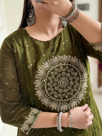 Green Embroidered Anarkali Kurta Set with Bell Sleeves and Dupatta