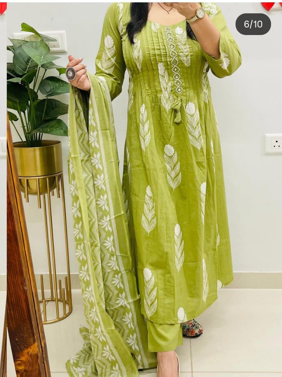 Green Block Ikat Print Kurta Set