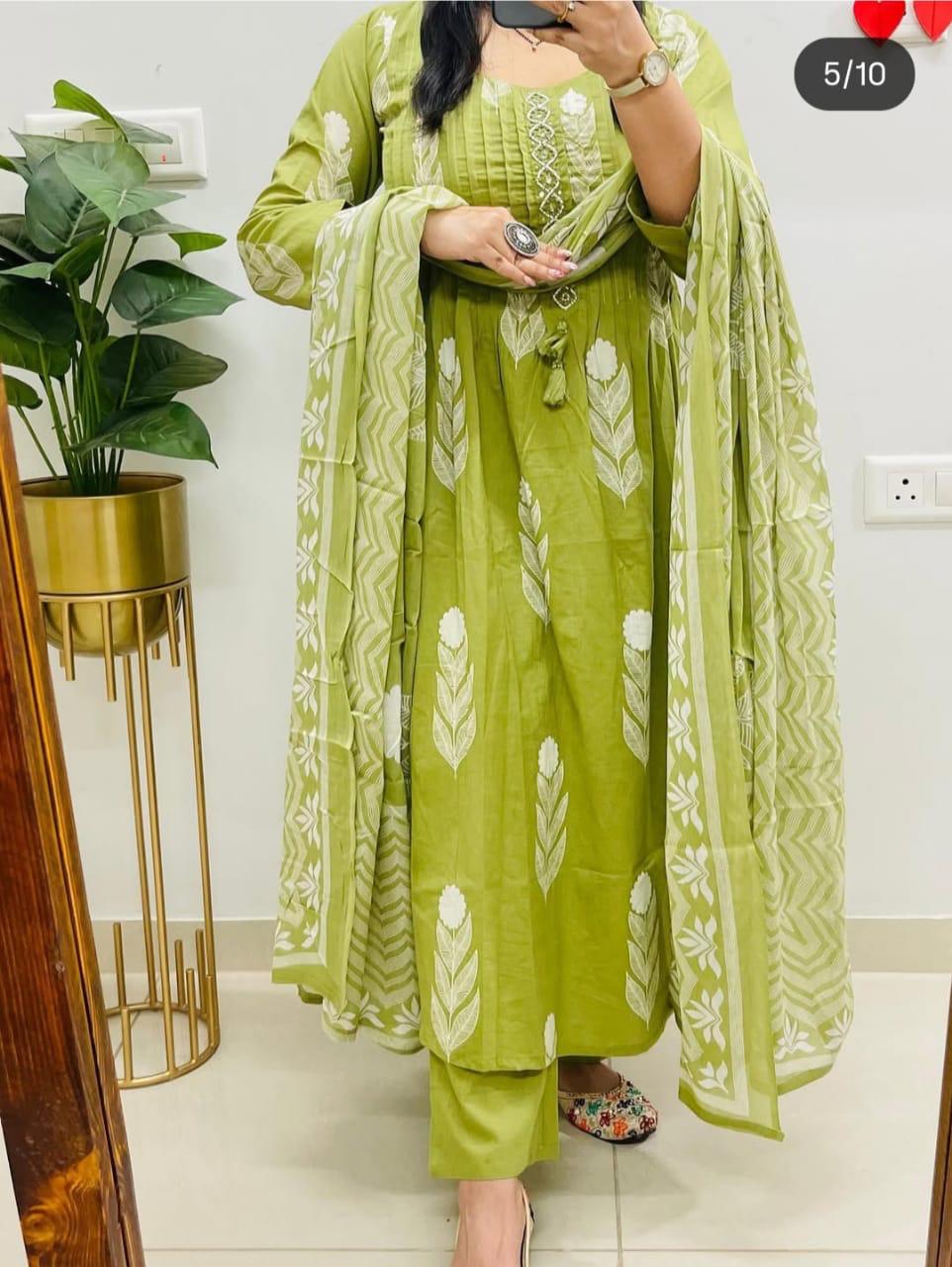 Green Block Ikat Print Kurta Set