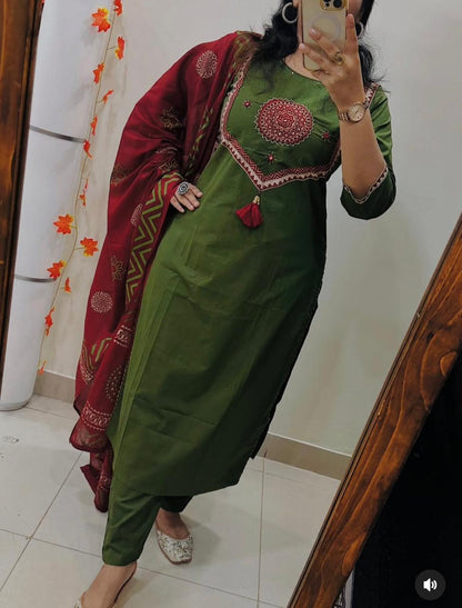 Green Sitara Mirror Applique Kurti Set with Block Print Dupatta