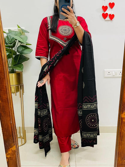 Red Sitara Mirror Applique Kurti Set with Block Print Dupatta