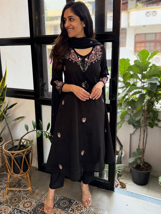 Women’s Black Embroidered Kurta Pant Set with Dupatta